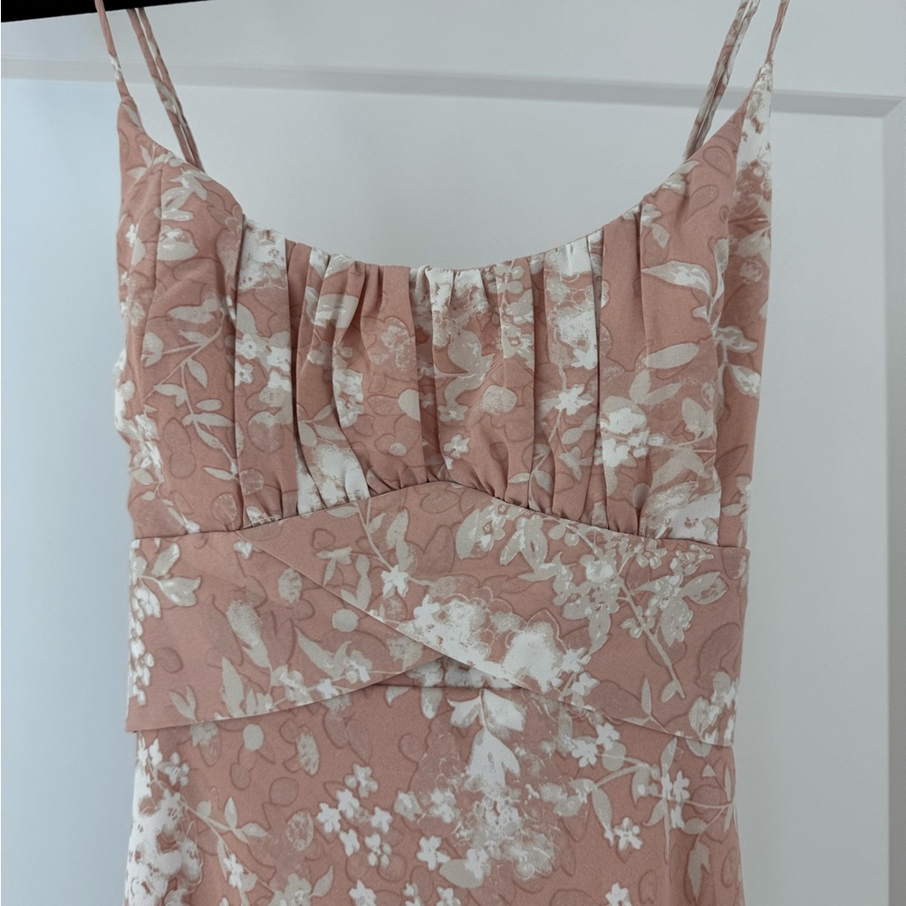 Selfie Leslie Pink Floral Midi Dress - Picture 5 of 6